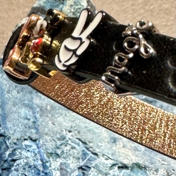 Disney IF YOU CAN DREAM IT, YOU CAN DO IT Bracelet w/embossed Mickey - Picture 13 of 16